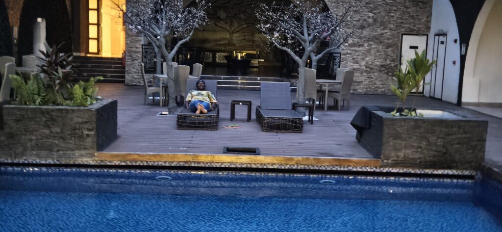 La joie malgré le voyage chaotique